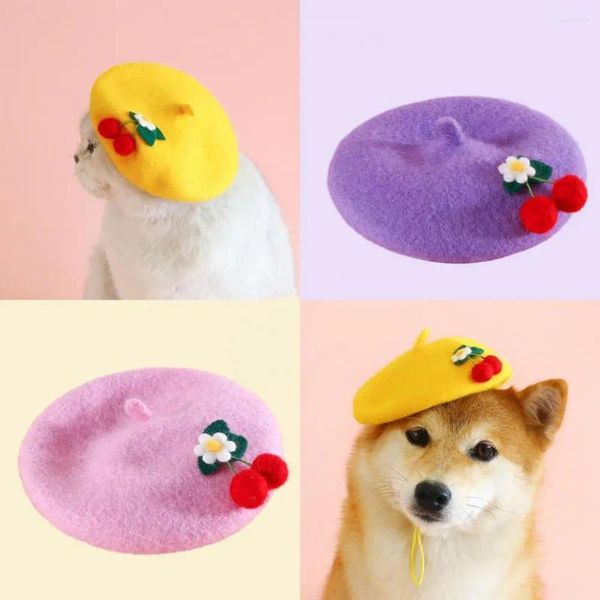 Cão vestuário chapéu de estimação flor decoração para inverno cereja feltro boina fivela ajustável bonito lã headwear gatos cães ano