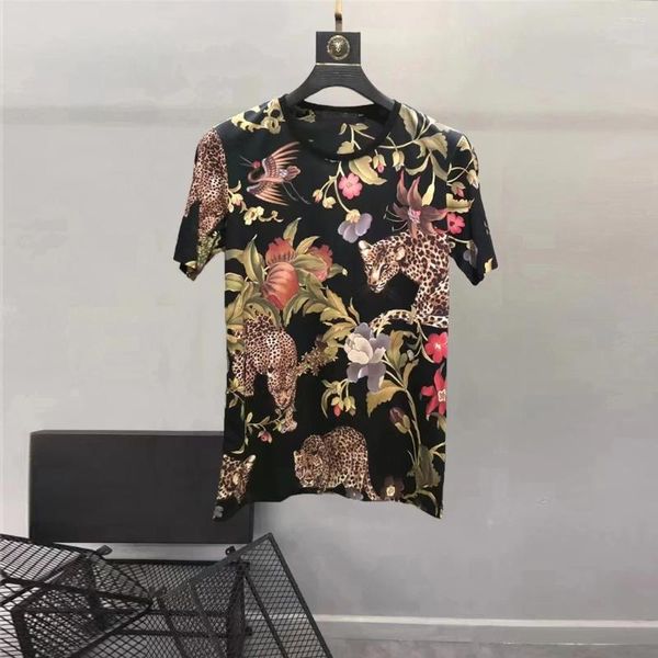 T-shirt da uomo Europe Style 2024 Summer Chic T-shirt casual con stampa floreale di alta qualità Tee Tops B408