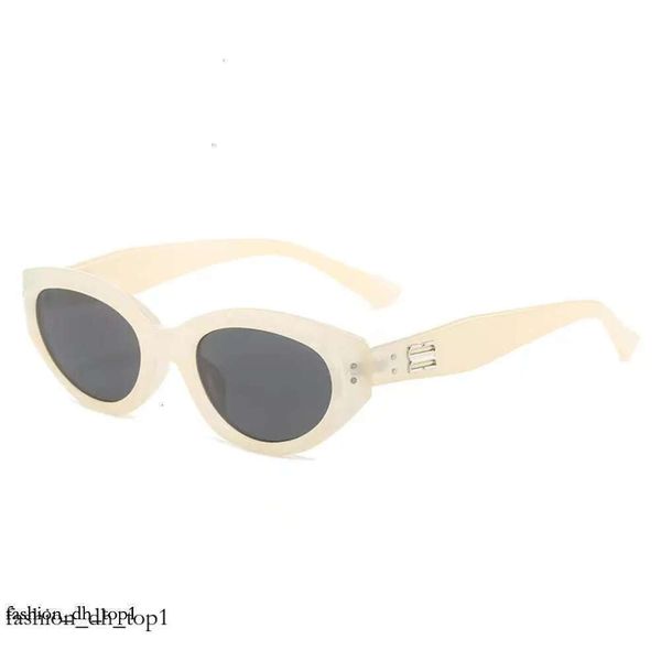 Designer Genova per occhiali da sole full frame Occhiali da esterno Driving Sunnies alla moda con scatola 950