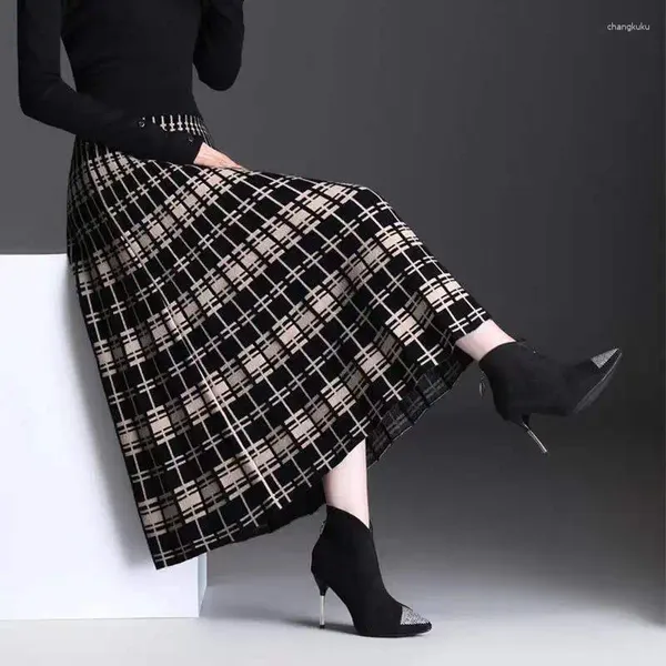 Röcke Elegante Vintage Frauen Lange Strick Plissierten Rock Herbst Winter Koreanische Mode Hohe Taille Lose Midi A-line Casual Plaid