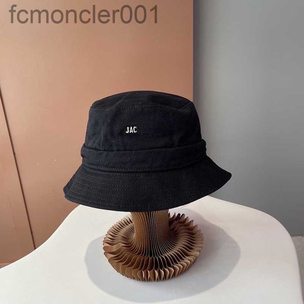 Bob Luxury Designer Buck Hat Kadınlar ve Erkekler İçin Düz Renkli Şapkalar Brim Enginar Klasik Mektuplar Moda Birçok Renk Seyahat Beach Summer Chapeau PQ5y