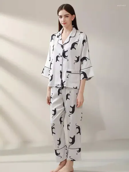 Ev Giyim Büyük Tasarımcı Beyaz Leopar Baskılı İpek Saten Pijamalar İki Parçalı Set Serin ve Rahat Saf Bayanlar
