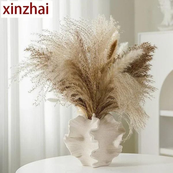 Vasen BoyouCeramic Coral Vase Nordic Art Beige Matte Container für Blumen Pampas Gras Wohnzimmer Tabletop Mittelstücke Dekoration