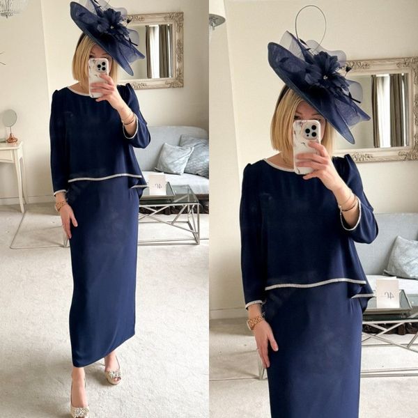 Elegante abito per la madre della sposa blu scuro scuro due pezzi scollo rotondo maniche lunghe in chiffon Abito per invitati al matrimonio lunghezza tè Plus Size abito formale per la madre