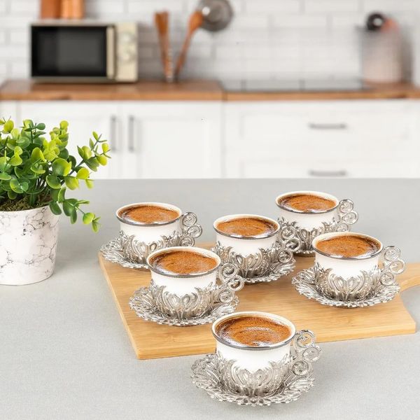 Porcelana branca e metal de zinco com motivos turcos Coffeeware Teaware Coffee Cup Set 6 Cups Pires Silver Tea Bar 240328