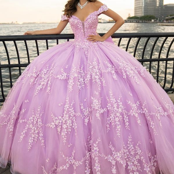 Abiti Quinceanera lilla chiaro messicano Abito da ballo con applicazioni in pizzo Fiocco Tull Sweet 16 Abito da principessa Lace Up Vestido De 15 Anos