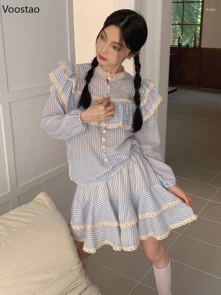 Arbeitskleider Frühling Herbst Süßer Lolita-Stil Gestreifter Rock-Sets Frauen Elegantes Spitzenrüschenhemd Mini-Kuchenröcke Anzug Weibliche koreanische Outfits