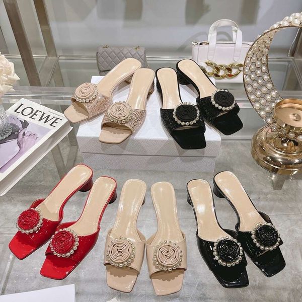 Gaoding Pantofole con perle e fiori a testa quadrata francese 2024 New Water Diamond Open Toe Muller Shoes Sandali per donna