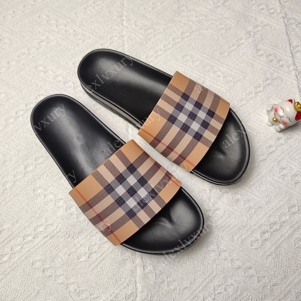 Masculino feminino designer clássico chinelos de borracha tartan slides mulheres homens luxo mules sapatos de praia 13 cores sandálias de impressão casual tamanho 36-46