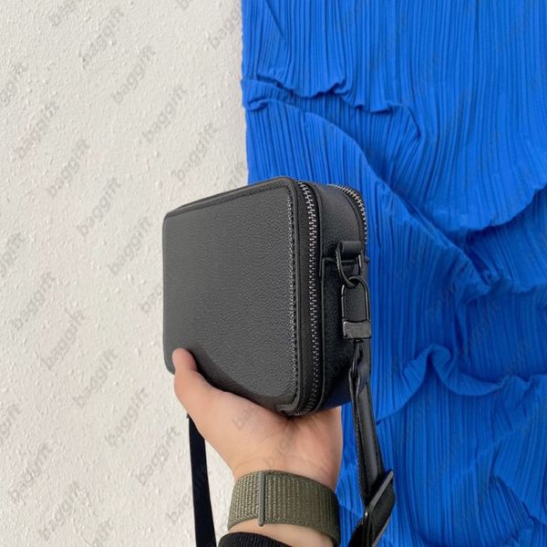 Designer Vielseitige Alpha Wearable Wallet M59161 Herrentasche Schwarzes genarbtes Leder 6 Kartenfächer Klappe Große Kapazität Umhängetasche Sho221N