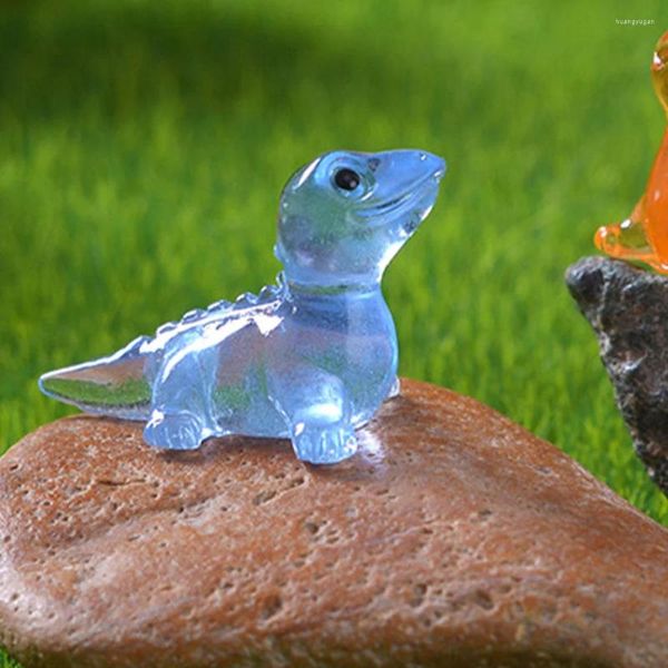 Decorações de jardim 24 peças que brilham no escuro lagarto micro-paisagem decorações mini resina animais estatuetas desenhos animados em miniatura brilhante