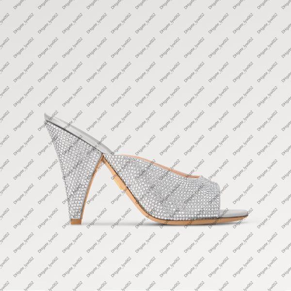 Patlama Yeni Kadınlar Süper Mule 1ACJ47 Gümüş Strass Değerli Versiyon Köpüklü Rhinestones Minimalist Ultra-Feminine Model Derin Kesim Koni Şekişli Topuk Pırlanta