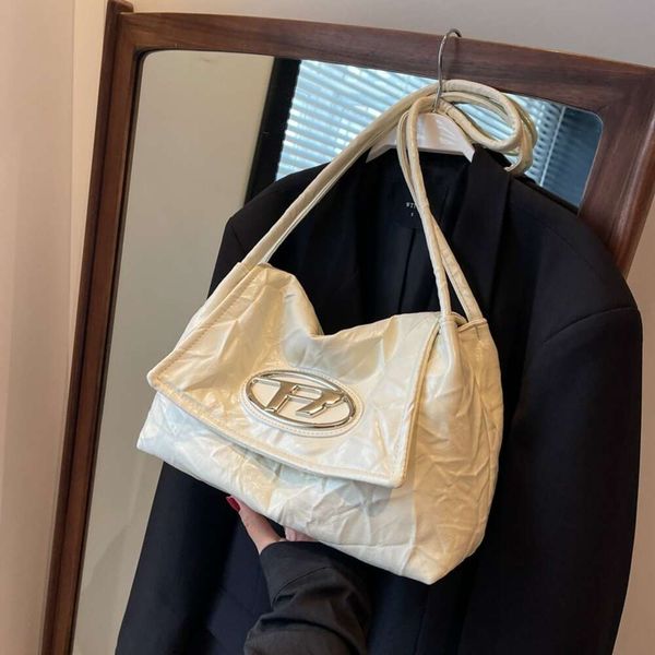 7a Borsa a tracolla di lusso Vendita in fabbrica Nuova borsa ascellare Ding Dang di fascia alta Borsa a tracolla piegata di grande capacità da donna