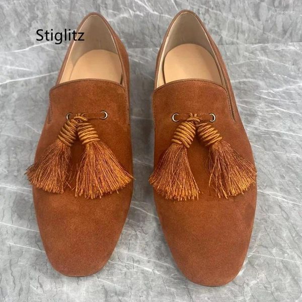 Sapatos de vestido Brown Camurça Mocassins de Couro Deslizamento em Borla Homens Casuais Flats Lazer Moda Masculina Dirigindo Diariamente Outono