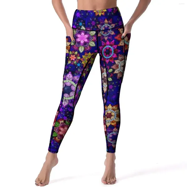 Pantaloni attivi Leggings mandala acquerello Stampa floreale retrò Allenamento Yoga Push Up Collant sportivi eleganti Legging dal design ad asciugatura rapida