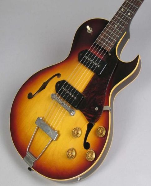 Rara 140 34 dimensioni scala corta vintage sunburst chitarra elettrica semi cava corpo doppio foro F nero P 90 pickup trapezio in metallo 2460957