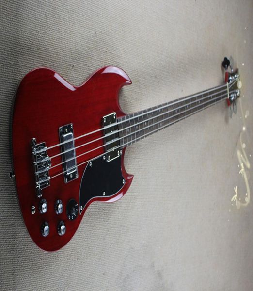 Benutzerdefinierte Angus Young 4 Saiten Bass Cherry SG Double Cutway Solid Body E-Bass 5 Kippschalter Mini Bridge Pickup Chrom8995597