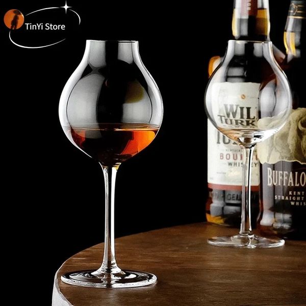 2pcs Profesyonel Karıştırıcılar Viski Copita Nosing Glasstulip Bud Viski Kristal Xo Chivas Regal Goblet Cup Şarap Tadım Gözlükleri 240320