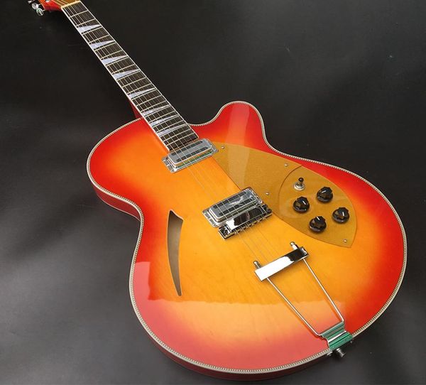 RIC 330 370 6 Cordas Cherry Sunburst Semi Hollow Body Guitarra Elétrica Único F Hole Checkerboard Binding 2 Output Jacks Gold P1359551