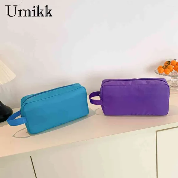 Borse per cosmetici Borsa per bellezza Organizer in nylon Frizione Portatile Casual Multifunzione Tinta unita Grande capacità Semplice per le vacanze del fine settimana