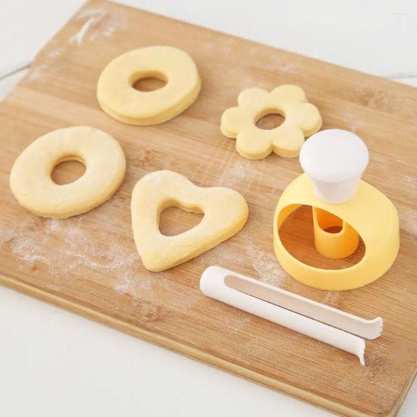 Pişirme Araçları Tatlı Ekmek Mutfak Bakeware Yaratıcı Hamur Makinesi Donut Kalıp Dekorasyon Aracı Donut Kalıp
