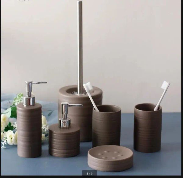 Set Set da bagno marrone Set da 6 pezzi per bagno in ceramica Bottiglia per lozione Portasapone Tazza per bocca Scopino per WC Accessori per il bagno di casa Articoli da toeletta