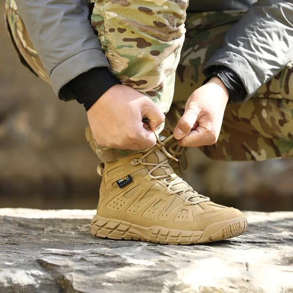 Schuhe Outdoor Desert Tactical Boots Herren Armee Fans Feldtraining Kampf Militärstiefel Leichte atmungsaktive niedrige Wandersportschuhe