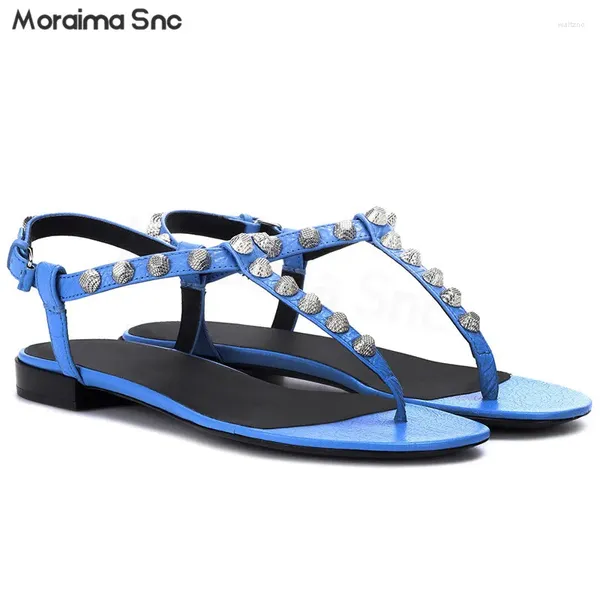 Chinelos moda metal rebite flip-flop sandálias planas verão redondo dedo do pé quadrado raiz grande tamanho praia férias casual confortável