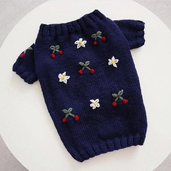 Vestuário para cães roupas para animais de estimação quente inverno médio pequeno mão de malha filhote de cachorro camisola bonito flores lã gatinho moda pulôver chihuahua