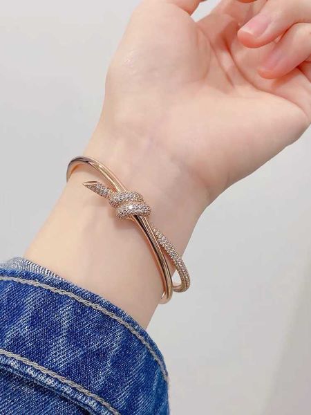 Оригинальный брендовый браслет с узлом для женщин, легкий роскошный браслет из розового золота 18 карат с крестом без бриллиантов