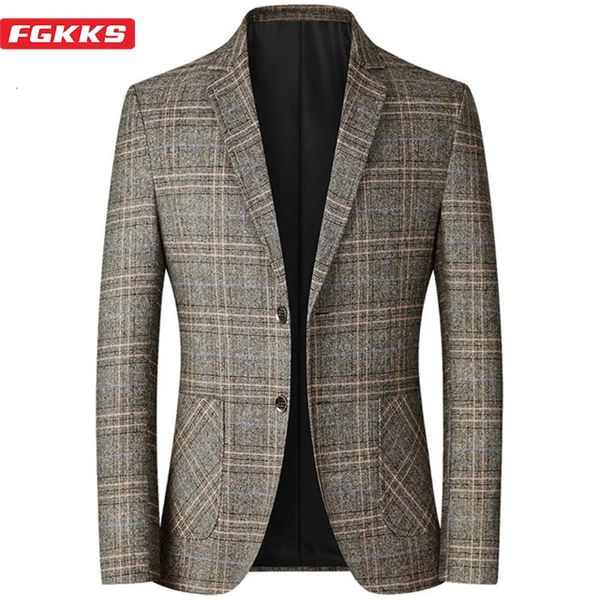 Fgkks primavera outono blazers masculino fino ajuste britânico xadrez formal terno jaqueta festa de casamento negócios casual blazers masculino 240321