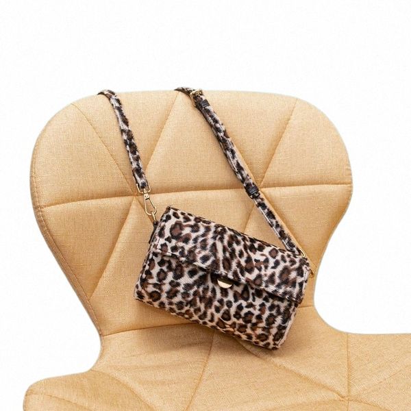 Nova fivela de aba feminina personalizada leopardo pelúcia retro crossbody bolsa de ombro senhoras livre navio sela promoti balde n0oX #