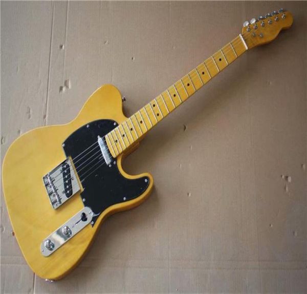 Chitarra elettrica personalizzata di fabbrica giallo chiaro con accordatori vintage Tastiera in acero Battipenna nero Jack rotondo Può essere personalizzato5389314