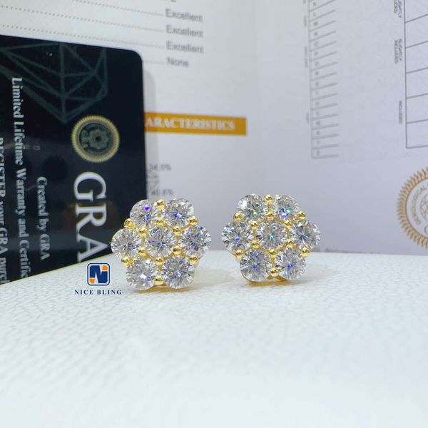 Cluster Flower Design Brincos de diamante Homens Hiphop Sterling Sier Moissanite Ear Stud para mulheres