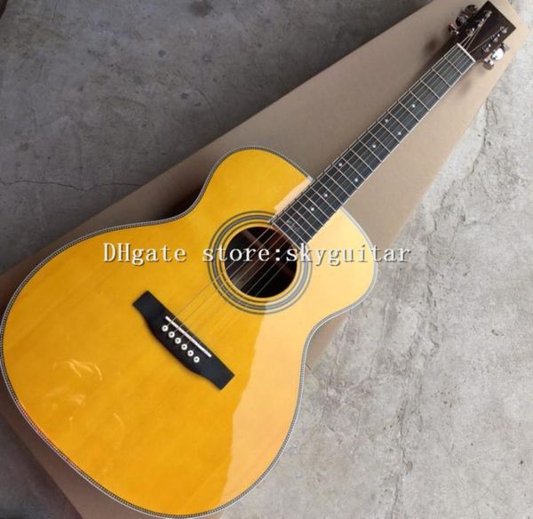 Werkseitig hochwertige 39-Zoll-OM-Akustikgitarre mit massiver Fichtendecke, Zargen und Rücken aus Palisander, Griffbrett aus Ebenholz, Gitarre 8070045