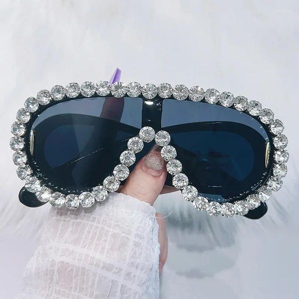 Sonnenbrille Mode Glänzende Strass Oval Übergroße Coole Personalisierte Kristallbrille Frauen Pografie Dekoration Gläser