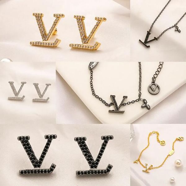 Marca de moda de luxo brincos designers pulseira colar feminino conjunto de jóias carta orelha stud pulseira 3 cores brinco de cristal para mulheres acessórios de presente de festa
