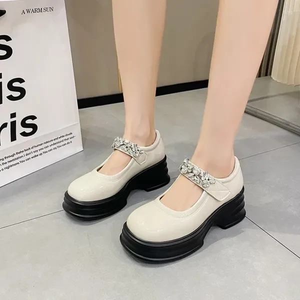 Модельные туфли Мэри Джейн, женские туфли на платформе, 2024 г., модные туфли на танкетке с круглым носком, на высоком каблуке для девочек, со стразами, из кожи на толстой подошве