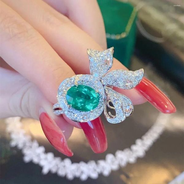 Anelli a grappolo Bellissimo e squisito anello per fede nuziale con fiocco per ragazze Regalo di gioielli per feste in argento con zirconi verdi di colore verde