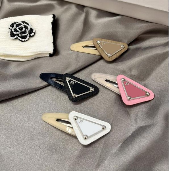 Simples barrettes designer triangle hairpin marca bb clipe de lazer cortes de cabelo quadrado versátil couro clipes sem caixa