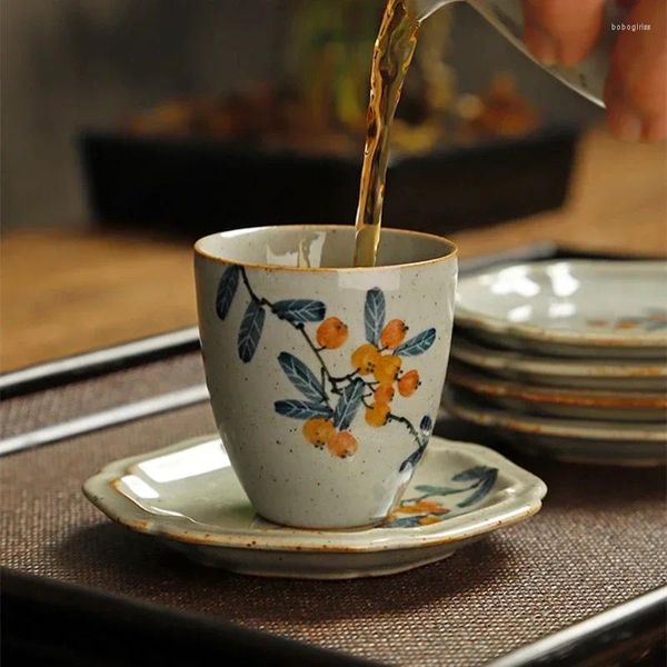 Copos e pires pintados à mão nêspera cerâmica chinesa conjunto de xícara de chá tigela de frutas para cerimônia vintage xícara de chá