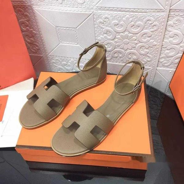 Sommer Damen Sandalen Pumps Flats Hausschuhe Classic Clare Strap Peep Toes Leder Einfache Designer Casuals Sandale High Heels