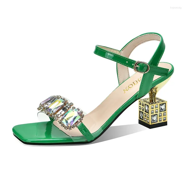 Sapatos de vestido Yudx 2024 mulheres verão salto alto cristal aberto toe bloco quadrado fivela moda cinta sandálias tamanho verde 34-40