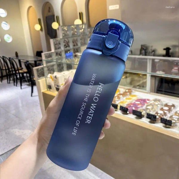 Бутылки с водой 780 мл пластиковой бутылки для выпить портативную спортивную чайную чашку кофейная чашка кухонная инструменты детская школа прозрачная