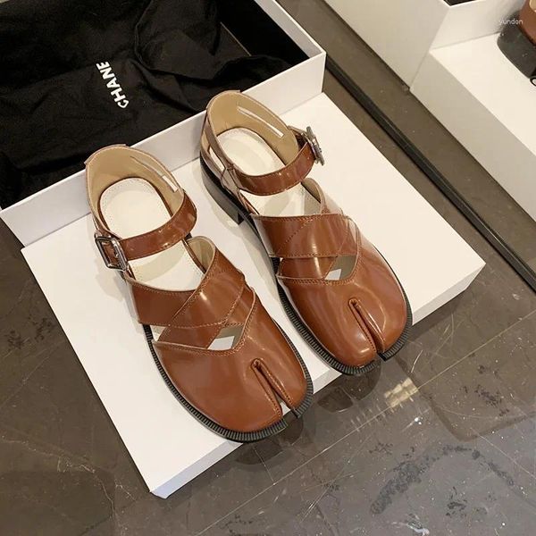 Sapatos casuais mkkhou moda sandálias femininas de alta qualidade couro genuíno split toe tornozelo fivela cinta mary janes moderno
