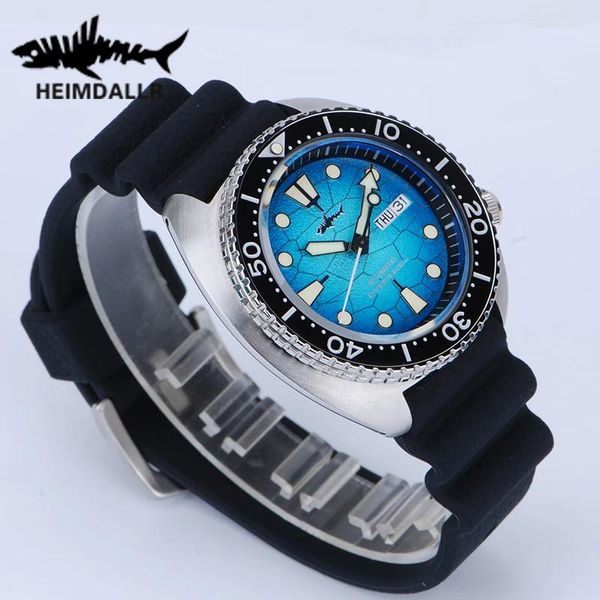 Orologi da polso Heimdallr Abalone Diver Watch For Men NH36 Bracciale automatico in acciaio inossidabile Luxury Sapphire 200M Orologi da uomo impermeabili