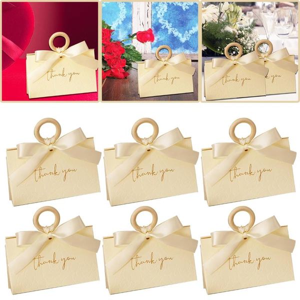 Confezione regalo 5 pezzi Scatole per caramelle nuziali Custodia triangolare pieghevole portatile Confezione regalo con nastro per forniture per feste 2024