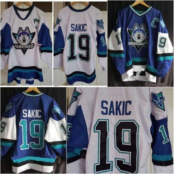 24S 40quebec Nordiques #19 Joe Sakic Beyaz Mavi Tage Erkekler Buz Hokeyi Forması Özel Kod Boyutu S-4XL