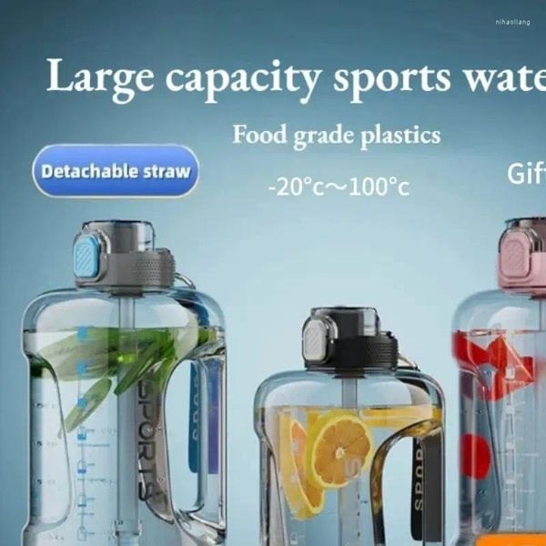 Boccette da acqua per lo sport da 1700/2500/4000 ml con cannuccia per uomo e donna, per fitness, bottiglie portatili in plastica per palestra all'aperto a prova di perdite