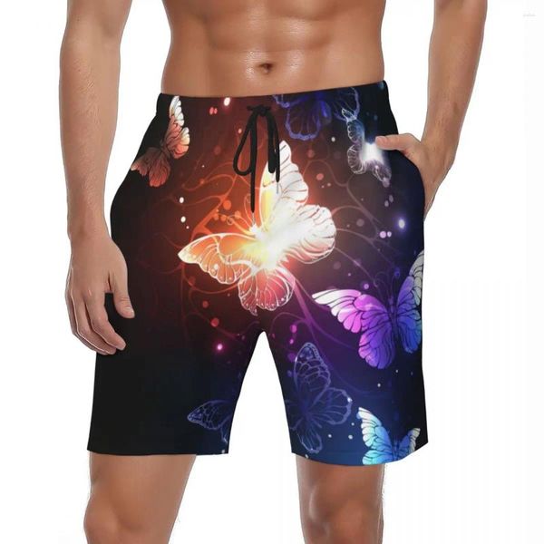 Pantaloncini da uomo Glowing Night Butterfly Board Estate Cute Animal Hawaii Beach Pantaloni corti Uomo Abbigliamento sportivo Costume da bagno dal design ad asciugatura rapida